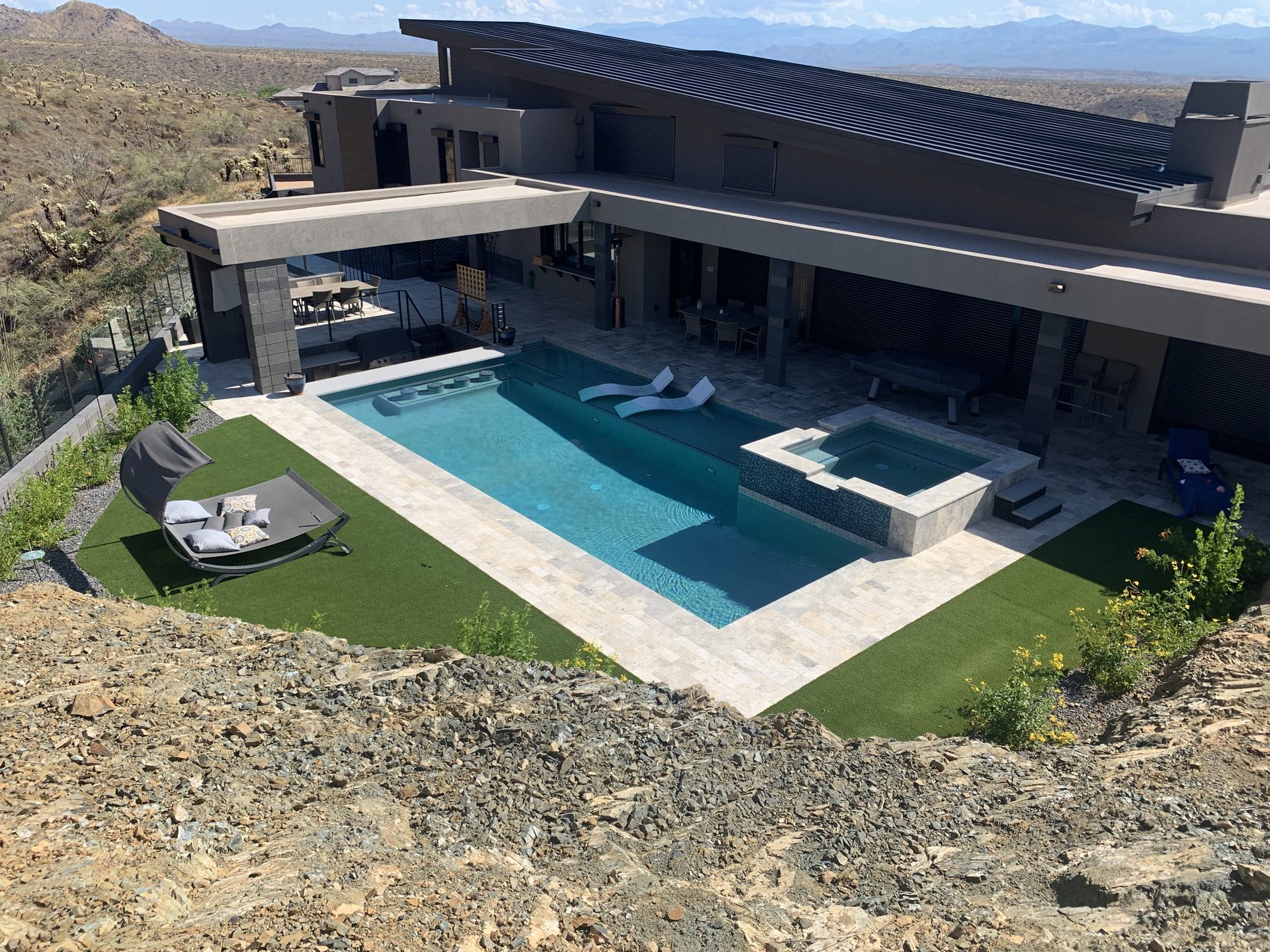Hillside custom pool and spa build overlooking the Valley — Standard Pools project